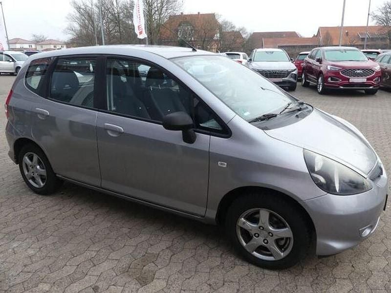 Gebraucht Honda Jazz 77 PS (56 kW) 2008 Silber Kleinwagen