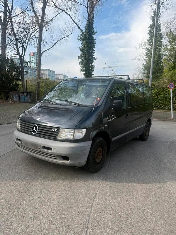 Gebraucht Mercedes Vito 143 PS (105 kW) 2001 Blau Van