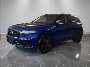 Gebraucht VW Touareg 462 PS (339 kW) 2025 Blau (lapiz blue metallic) SUV