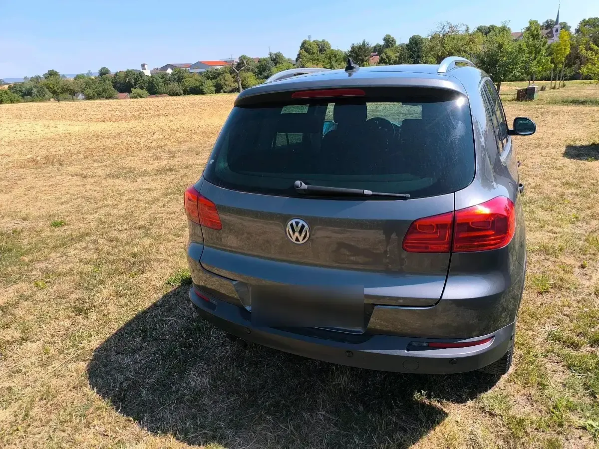 Gebraucht VW Tiguan 150 PS (110 kW) 2015 Grau SUV