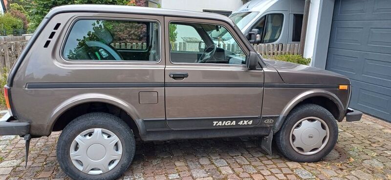 Beige Gebraucht 2019 Lada Taiga SUV | 10.600 € (Fairer Preis) - Bild 1/4