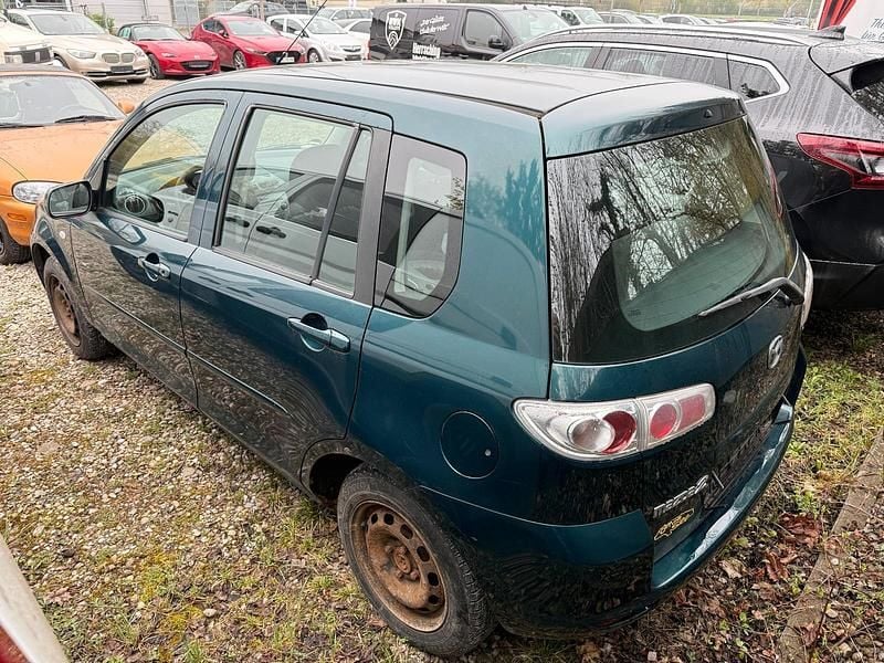 Second-hand Mazda 2 80 CP (58 kW) 2007 Verde Hatchback