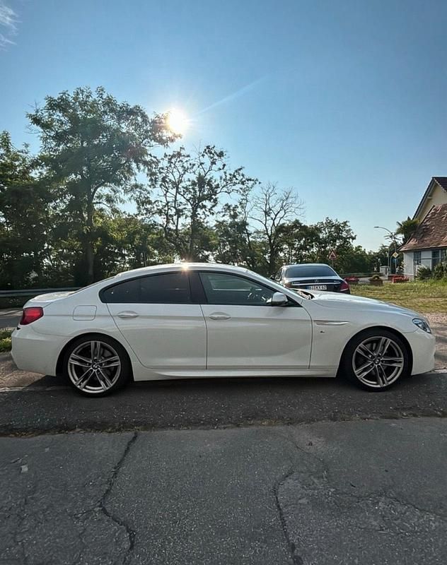 Weiß Gebraucht 2017 BMW 640 M Sport Coupé | 27.999 € (Fairer Preis) - Bild 1/4