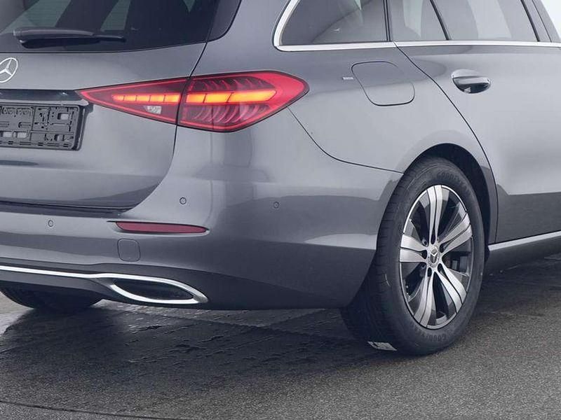 Gebraucht Mercedes C180 170 PS (125 kW) 2024 Metalliclack selenitgrau Kombi