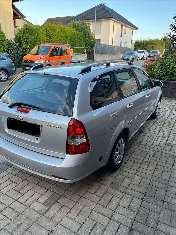 Gebraucht Chevrolet Nubira SX 109 PS (80 kW) 2008 Silber Kombi