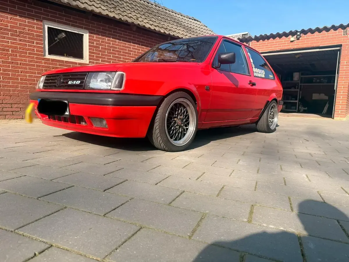 Gebraucht VW Polo 160 PS (117 kW) 1992 Rot Coupé