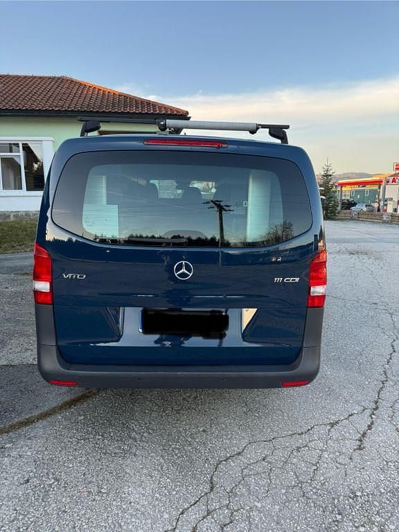 Gebraucht Mercedes Vito 114 PS (83 kW) 2016 Blau Van