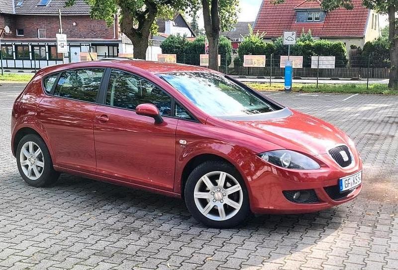 Rot Gebraucht 2006 Seat Leon Kleinwagen | 4.199 € (Fairer Preis) - Bild 1/4