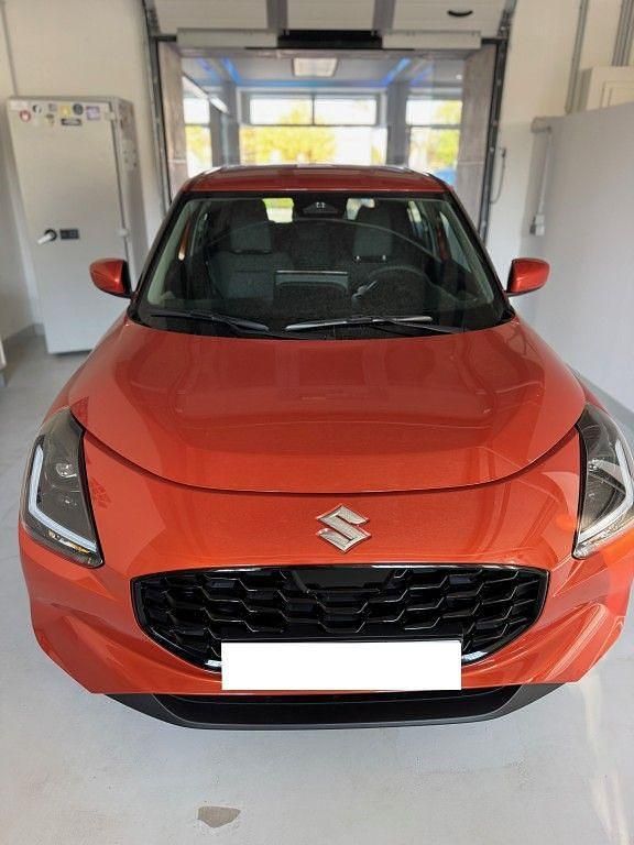 Gebraucht Suzuki Swift Comfort 83 PS (61 kW) 2024 Orange Limousine