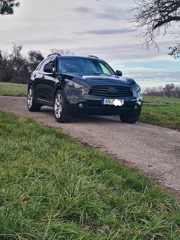 Schwarz Gebraucht 2012 Infiniti Fx50 SUV | 16.750 € - Bild 1/4