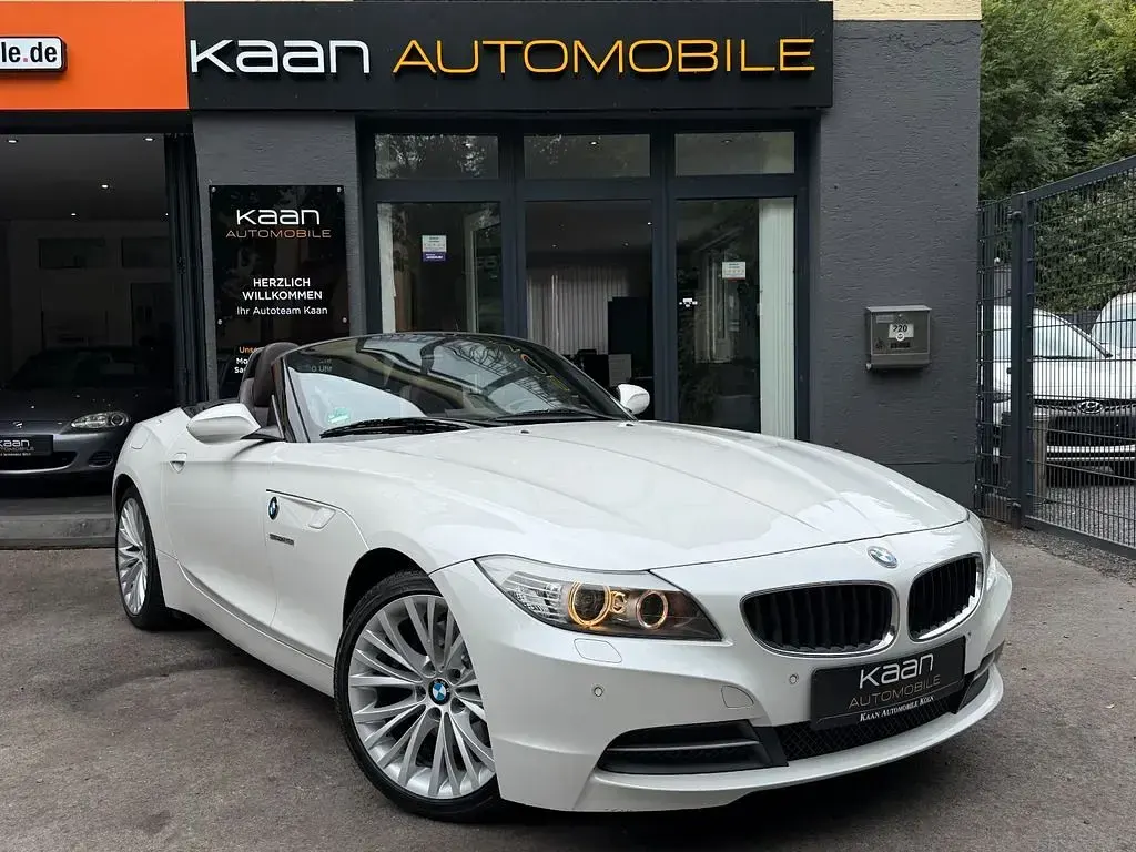 Gebraucht BMW Z4 Performance 245 PS (180 kW) 2012 Mineralweiss metallic Cabrio