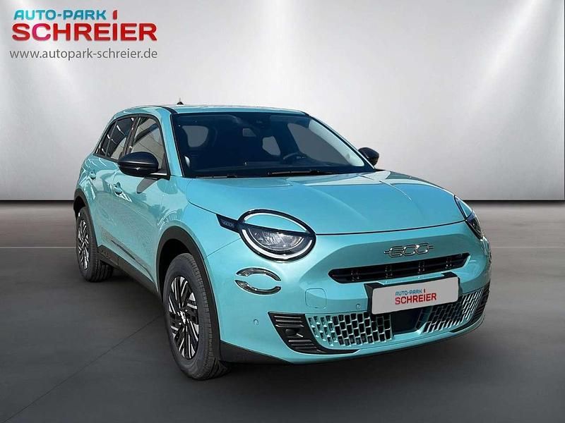 Gebraucht Fiat 600 101 PS (74 kW) 2026 Acqua blau SUV