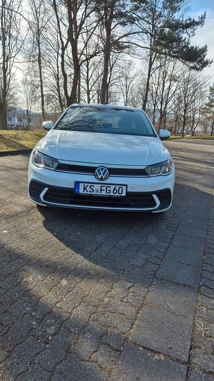Gebraucht VW Polo Move 80 PS (58 kW) 2023 Weiß Kleinwagen