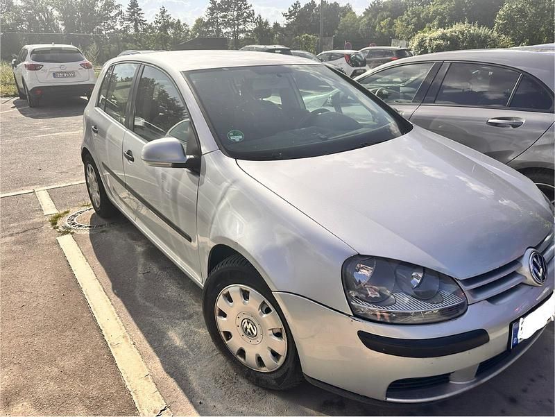 Silber Gebraucht 2004 VW Golf V Limousine | 3.499 € (Fairer Preis) - Bild 1/4