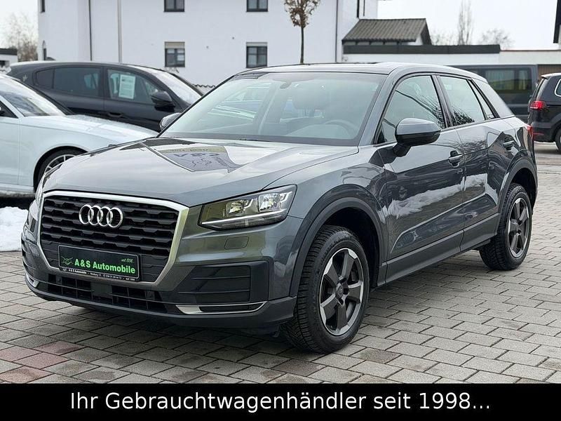 Gebraucht Audi Q2 Basis 150 PS (110 kW) 2018 Grau SUV