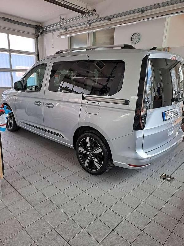 Gebraucht VW Caddy Move 122 PS (89 kW) 2021 Grau Van / Kleinbus