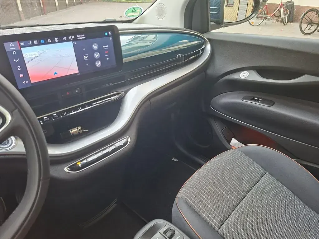 Gebraucht Fiat 500e Icon 86 kW (118 PS) 2022 Grün Kleinwagen