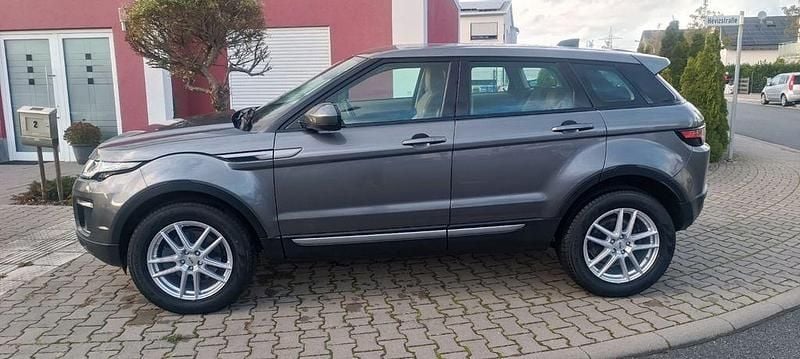 Grau Gebraucht 2018 Land Rover Range Rover evoque SE SUV | 17.500 € (Superpreis) - Bild 1/4