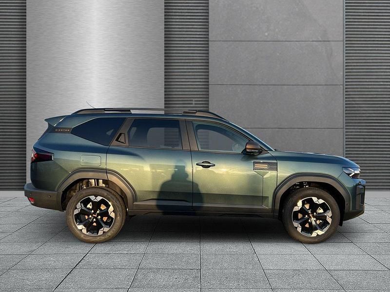 Neu Dacia Bigster Extreme 140 PS (102 kW) 2025 Zedergrün SUV