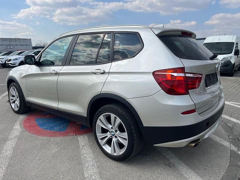 Gebraucht BMW X3 184 PS (135 kW) 2011 Silber SUV