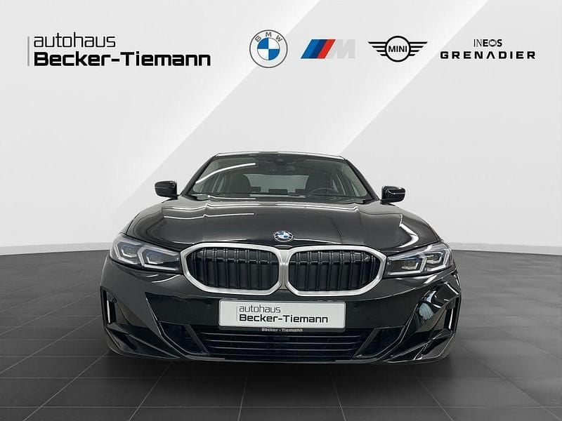 Gebraucht BMW 330 Comfort Edition 286 PS (210 kW) 2024 Schwarz Limousine