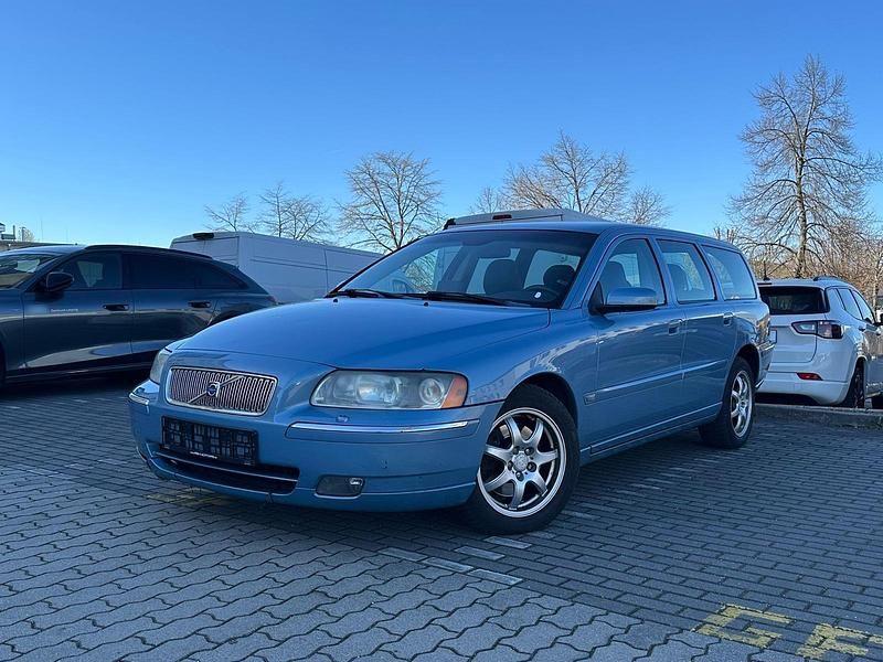 Gebraucht Volvo V70 163 PS (119 kW) 2005 Blau Kombi