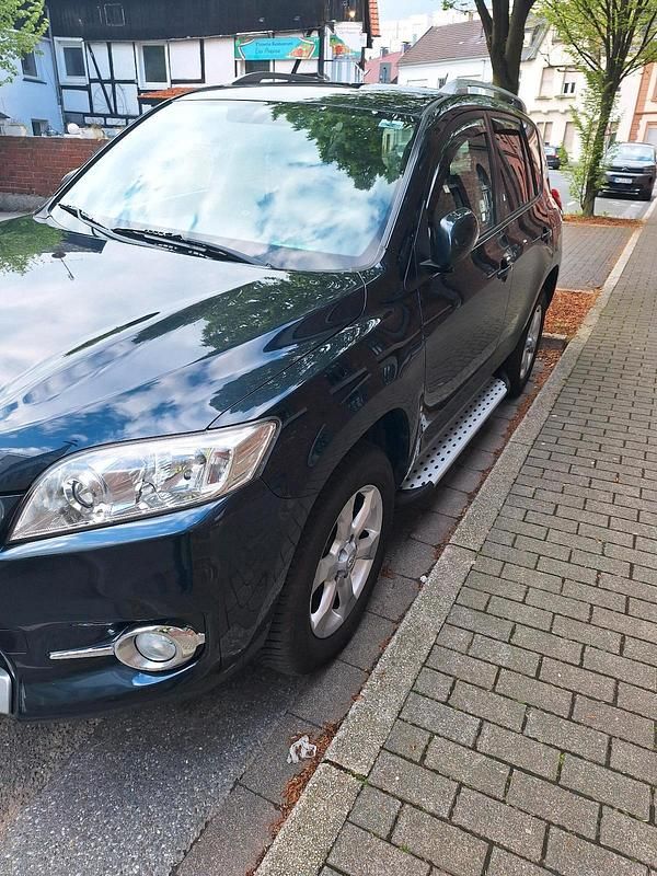 Gebraucht Toyota RAV4 158 PS (116 kW) 2011 Blau Kombi