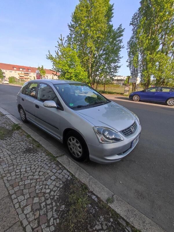 Silber Gebraucht 2005 Honda Civic Limousine | 1.600 € (Guter Preis) - Bild 1/4
