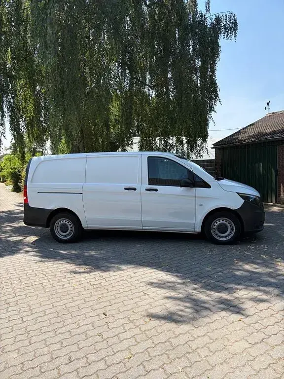 Gebraucht Mercedes Vito 163 PS (119 kW) 2021 Weiß Van