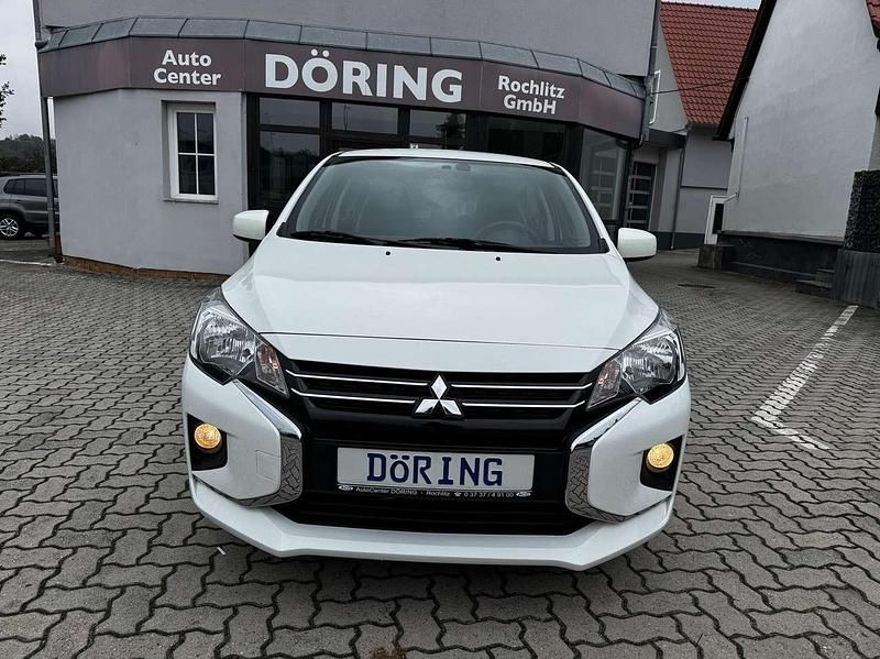 Weiß Gebraucht 2023 Mitsubishi Space Star Limousine | 12.900 € (Fairer Preis) - Bild 1/4