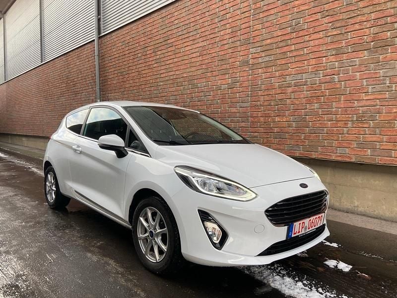 Gebraucht Ford Fiesta Titanium 95 PS (69 kW) 2020 Weiß Kleinwagen