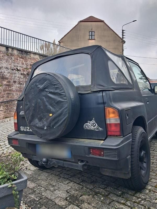 Second-hand Suzuki Samurai 80 CP (58 kW) 1995 Negru SUV