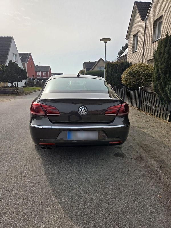 Gebraucht VW Passat 160 PS (117 kW) 2014 Braun Coupé