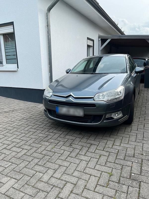 Grau Gebraucht 2008 Citroën C5 Limousine | 1.700 € (Fairer Preis) - Bild 1/4