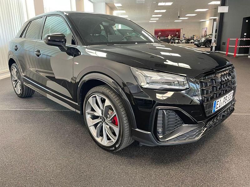 Gebraucht Audi Q2 S-Line 150 PS (110 kW) 2024 Schwarz SUV