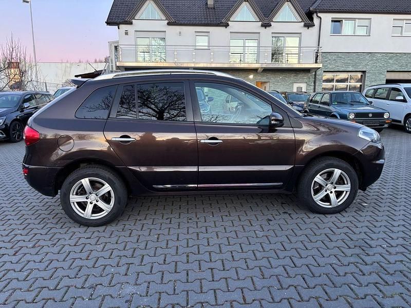 Gebraucht Renault Koleos Night&Day 173 PS (127 kW) 2015 Braun SUV