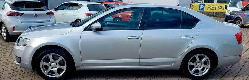 Second-hand Skoda Octavia Elegance 179 CP (131 kW) 2013 Argintiu Berlinǎ
