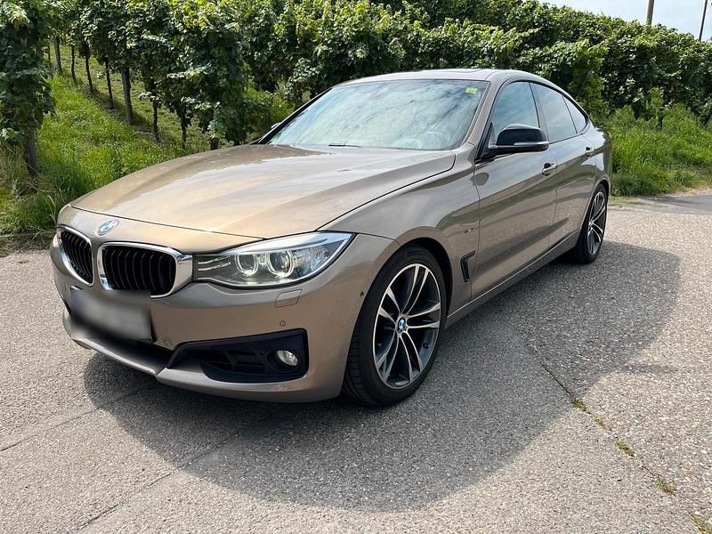 Andere farben Gebraucht 2014 BMW 325 Limousine | 12.240 € (Teuer) - Bild 1/4