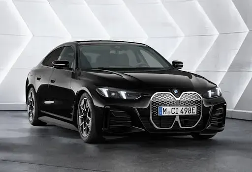 Neu BMW i4 M Sport 210 kW (286 PS) 2026 Black sapphire Limousine