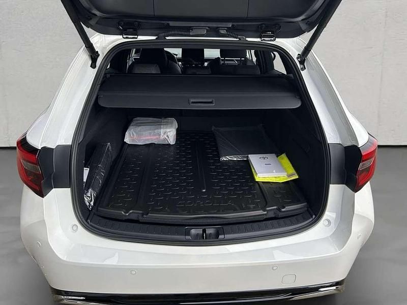 Gebraucht Toyota Corolla 133 PS (97 kW) 2025 Grau Kombi