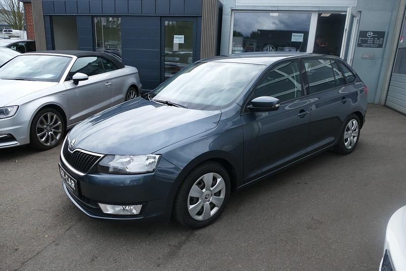Grau Gebraucht 2016 Skoda Rapid Limousine | 10.990 € (Fairer Preis) - Bild 1/4
