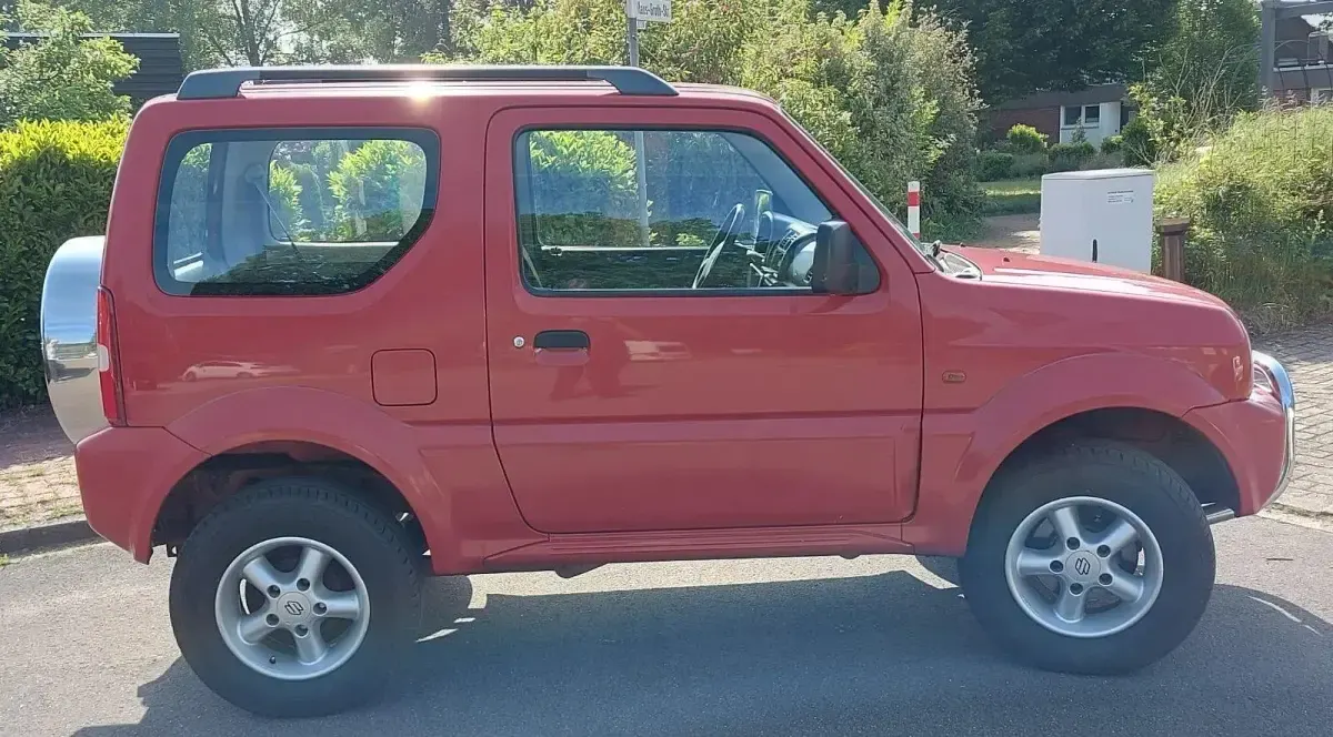 Gebraucht Suzuki Jimny 80 PS (58 kW) 1999 Rot SUV