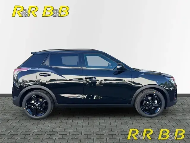 Neu KGM Tivoli 163 PS (119 kW) 2026 Schwarz SUV