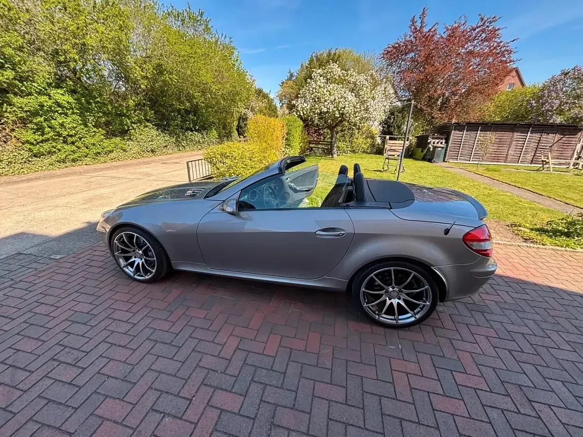 Gebraucht Mercedes SLK350 272 PS (200 kW) 2007 Grau Cabrio