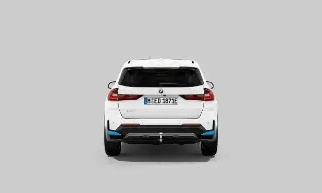 Gebraucht BMW iX1 Performance 230 kW (313 PS) 2023 Weiß SUV