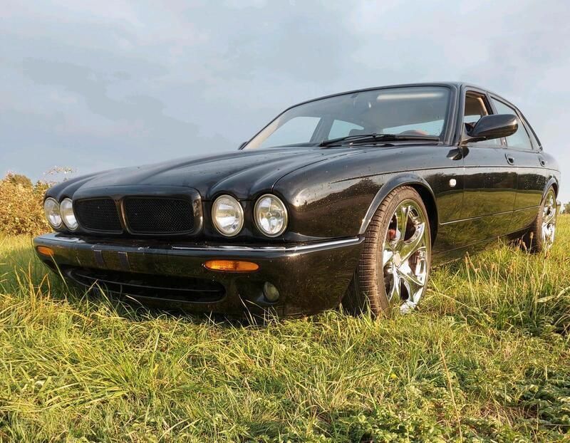 Schwarz Gebraucht 1998 Jaguar XJR R Limousine | 8.900 € (Superpreis) - Bild 1/4