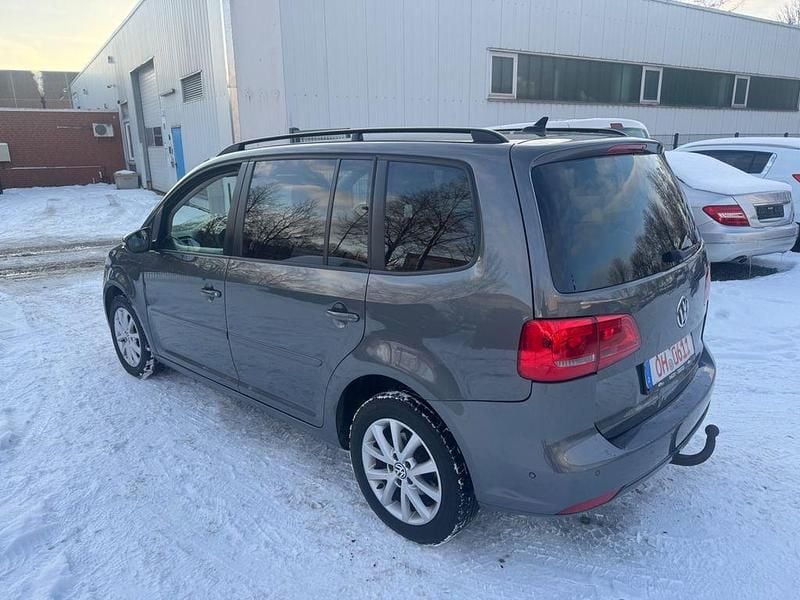 Gebraucht VW Touran 140 PS (102 kW) 2010 Grau Van / Kleinbus