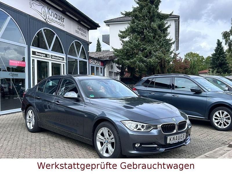 Grau Gebraucht 2015 BMW 316 Sport Line Limousine | 14.700 € (Fairer Preis) - Bild 1/4