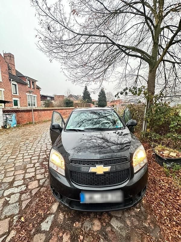 Schwarz Gebraucht 2013 Chevrolet Orlando Van / Kleinbus | 4.150 € - Bild 1/4