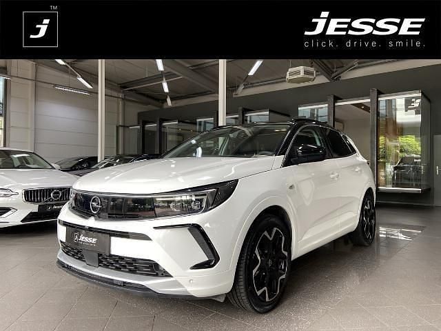Jade weiß / dach schwarz (p0w (metallic) Gebraucht 2024 Opel Grandland X Ultimate SUV | 25.990 € (Fairer Preis) - Bild 1/4